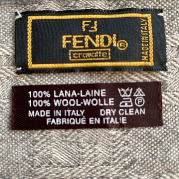 Preloved Used Authentic FENDI SCARF - Picture 5 of 16
